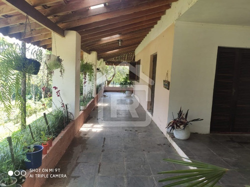 Imagem 22 de 30 de Lindo Sitio Alto Padrão Com Piscina E Lagos - 39 - 68517911