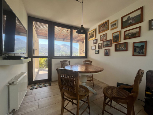 Casa En Venta De 5 Dorm. En Condominio /colegio Mayflower