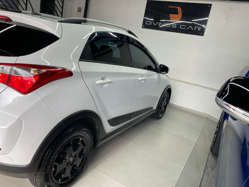 Hyundai HB20X Style 1.6 (Aut)