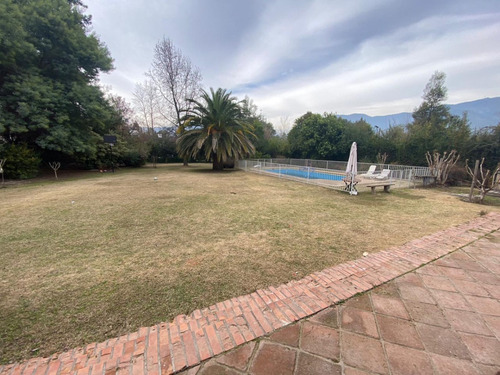 Se Vende Casa En La Parcela 9 , Nogales Comuna De Machalí