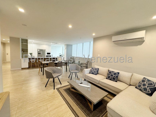 Apartamento En Venta En Altamira Chacao Remodelado Angela Tochon Equipado