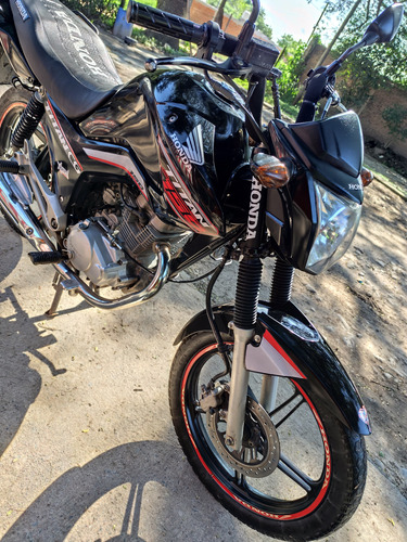 Cg New Titán Modelo 2018 Todos Los Papeles.muy Bien Cuidada