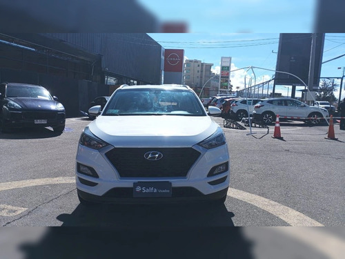 Hyundai Tucson 2.0 VALUE 4X2 FL MT 5P