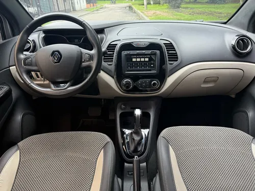 Renault Captur 2.0 Intens Automática