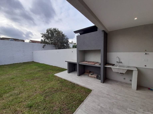 Imagen 10 de 10 de Duplex En Venta En Ituzaingo Norte