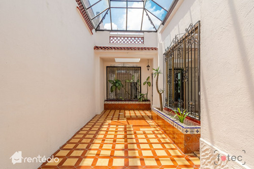 Casa De 120 M² En Venta/renta En Col. Del Valle Con Estudio Y Cuarto De Servic