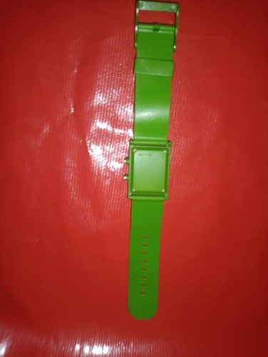 1 Reloj Digital Omnitrix De Ben 10 De Uso (Usado)