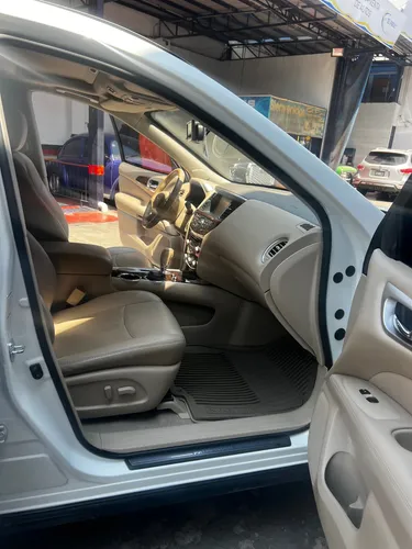 Nissan Pathfinder 3.5 Exclusive A/T **BLINDADA**