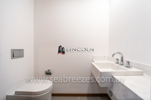 Sea Breezes - Punta Del Este - 3 Dormitorios - Excelente Ubicación Y Servicios - Ref: 269