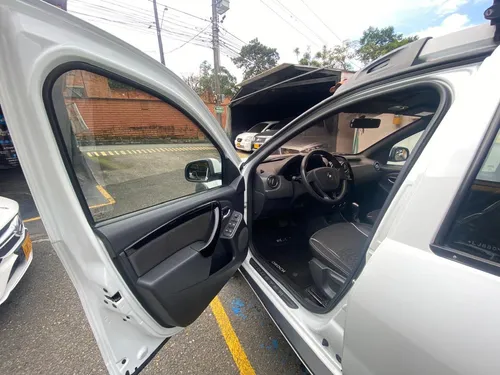 Renault Duster Oroch 2.0 Dynamique At