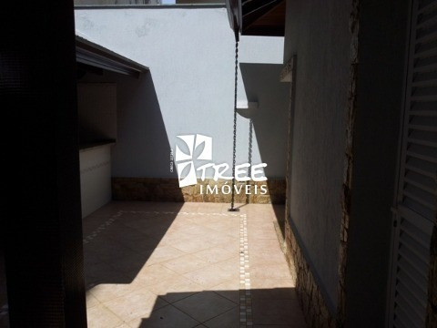 Imóvel A Venda No Condomínio Arujázinho 5 Com 300m² De Terreno Distribuídos Em 3 Suítes Sendo 1 Master Com - Ca00963 - 2447049