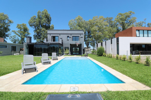 Casa En Venta En Lagos De San Eliseo