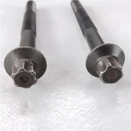 2 Tornillos Bancada Motor Pathfinder 4.0 2005 2006 2007 2009 (Usado)