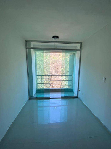 Imagen 10 de 14 de Apto En Venta El Parral 65mts Alexandra Ramírez 04147041922
