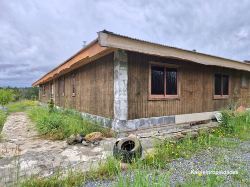 Se Vende Parcela Con Casa En Yumbel