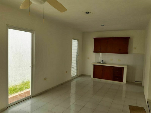 Imagen 2 de 11 de Casa En Renta 1a Habitación En Benito Juárez Norte