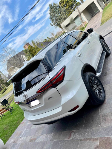 Imagen 5 de 16 de Toyota Sw4 2021 2.8 Srx 177cv 4x4 7as At