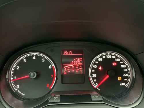 Imagem 13 de 14 de Volkswagen Voyage 1.6 Msi Flex 8v 4p