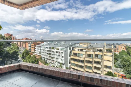 Apartamento En Venta En Chicó Oriental. Cod V9828
