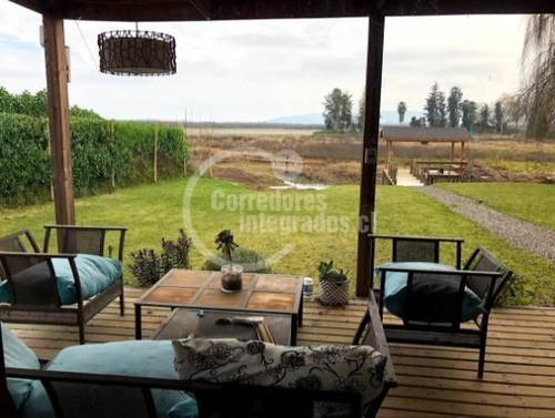 Parcela De 4.286m2 Con Casa Como Nueva De 180m2, Lago Rapel