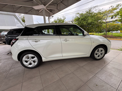 Suzuki Swift Boostergreen 2025 Gls Tm