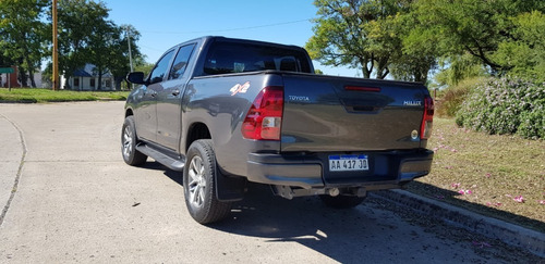 Toyota Hilux 2.4 Cd Dx 4x2 96 Mil Km