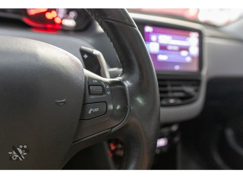 Peugeot 208 1.6 ALLURE 16V FLEX 4P AUTOMÁTICO