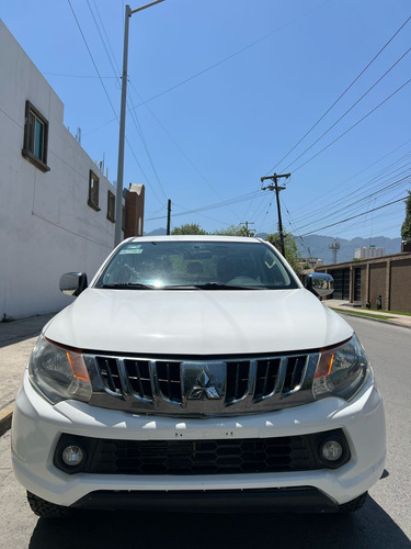 Mitsubishi L200 2.5 Di-d Cabina Doble 4x4 Mt