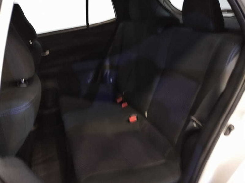 Imagem 8 de 9 de Toyota Yaris 1.3 16v Flex Xl Live Multidrive