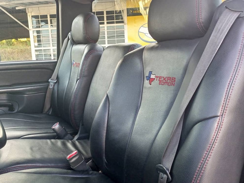 Imagen 6 de 10 de Chevrolet Silverado
