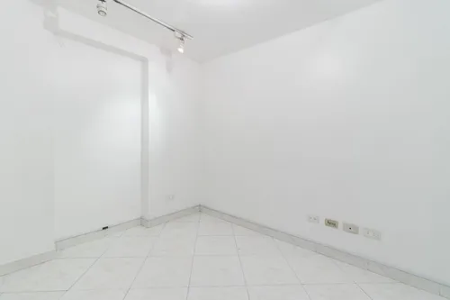 Local En Arriendo En Santa Paula. Cod A5873