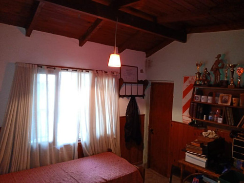 Venta Casa 5 Ambientes En Barrio Zacagnini Mar Del Plata