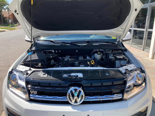 Imagen 13 de 15 de Volkswagen Amarok D/cabina V-6 Comfortline 4x4 0km My2023