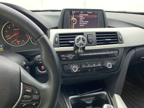 Imagen 19 de 25 de Bmw 320i 2.0