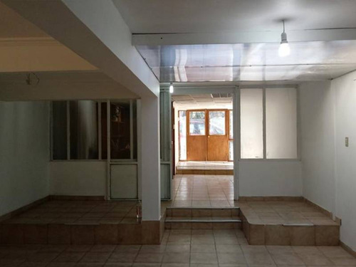 Local Comercial En Avda Tobalaba/la Reina