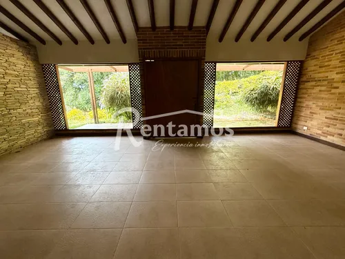 Casa En Arriendo En Loma De Las Brujas. Cod A775810