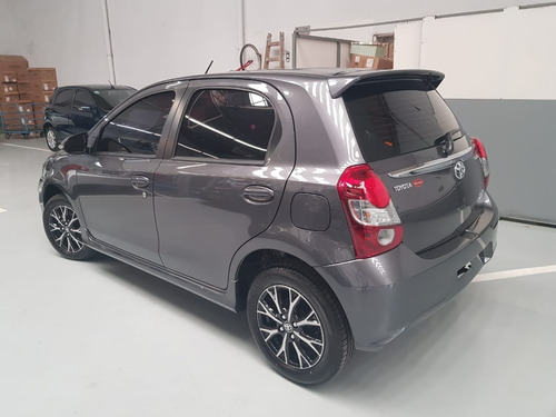 Toyota Etios 1.5 Xls 5 Puertas 2021 0km