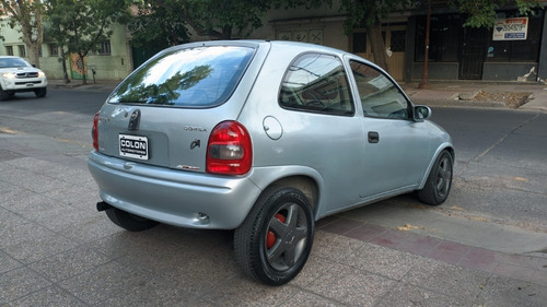 Chevrolet Corsa 1.6 Gl Aa Dh