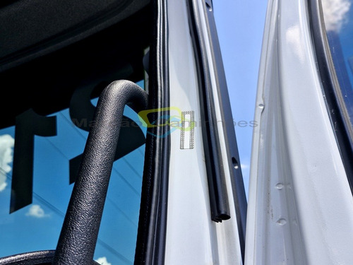 Caminhão Mb 2536 Axor 6x2 Cabine Leito Automático Susp Mola