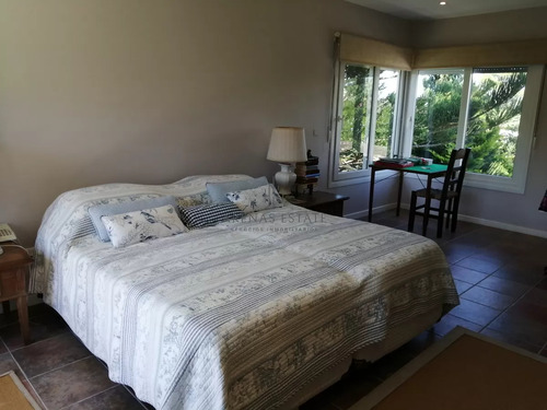 Casa En Venta En Punta Del Este , Zona Golf
