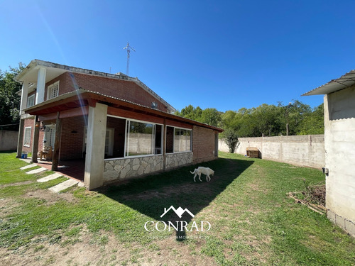 La Granja - Casa En Venta De Cuatro Dormitorios Con Pileta