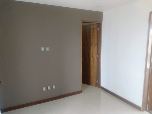 Imagen 16 de 22 de Casa En Venta En Capital Norte, Zapopan