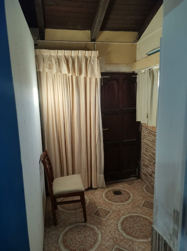 Excelente Casa, Sobre Calle Ferré(céntrica)