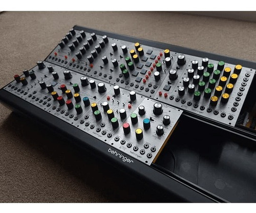 Behringer Modamp Module 1005 - Módulo Eurorack