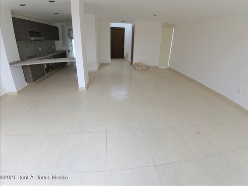 Imagen 9 de 14 de Zakia Luminosa Y Comoda Casa En Renta Con Cuarto De Servicio Mm583