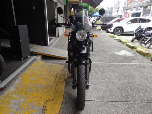 Royal Enfield Himalayan 411 Abs