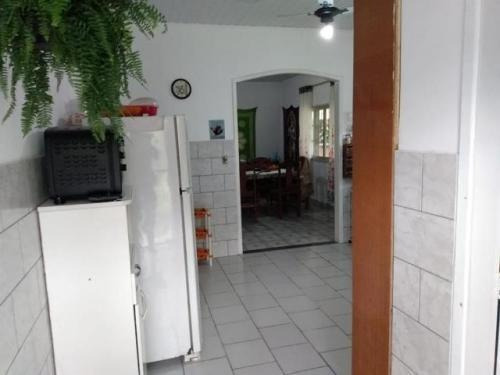 Imagem 9 de 14 de Chácara No Litoral Com 2000 M² Em Itanhaém-sp | 7634-pc
