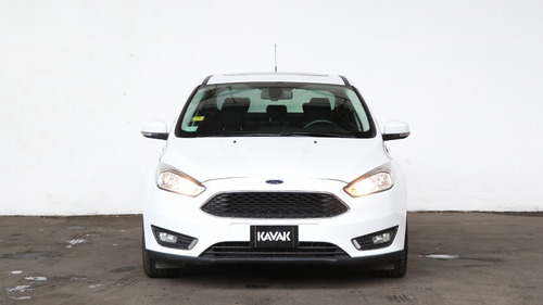 Ford Focus Iii 2.0 Sedan Se Plus Mt - 107349 - C