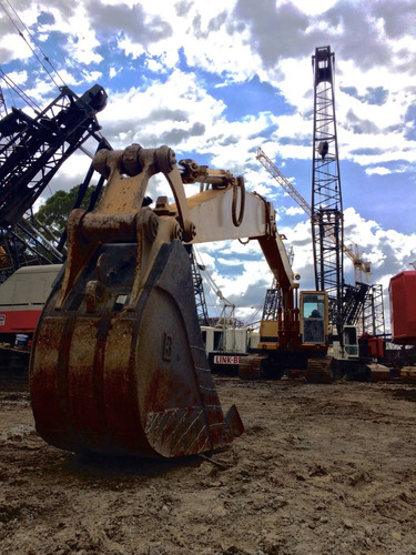 Imagen 11 de 13 de Excavadora Caterpillar 215b