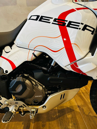 Ducati Desert X 950 2023